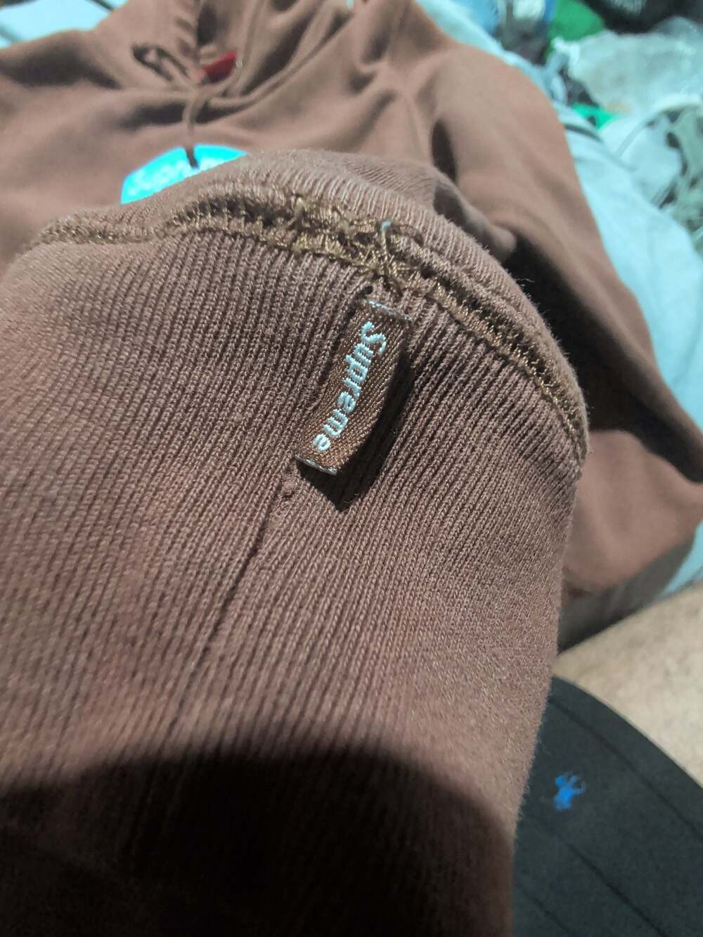 Supreme - Picture 2 of 5